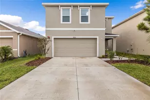9294 Forge Breeze Loop, Wesley Chapel, FL 33545 - Photo 4