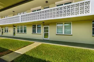 4890 Bay St NE, Saint Petersburg, FL 33703 - Photo 1