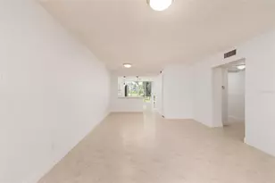 4890 Bay St NE, Saint Petersburg, FL 33703 - Photo 8
