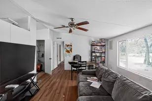 8351 NE 106 St, Bronson, FL 32621 - Photo 6