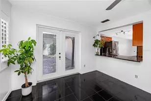 1744 Harbor Cir E, Largo, FL 33770 - Photo 22