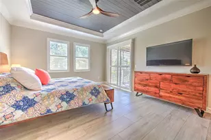 911 Seagrape Dr, Ruskin, FL 33570 - Photo 18