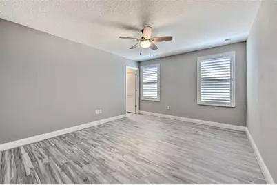 911 Seagrape Drive, Ruskin, FL 33570 - Photo 32