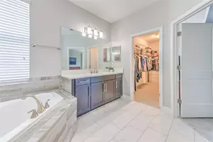 911 Seagrape Dr, Ruskin, FL 33570 - Photo 20