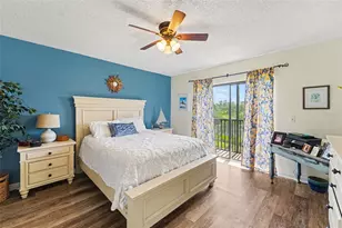1702 Seascape Cir, Tarpon Springs, FL 34689 - Photo 6