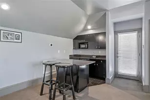 11104 Winthrop Way, Tampa, FL 33612 - Photo 48
