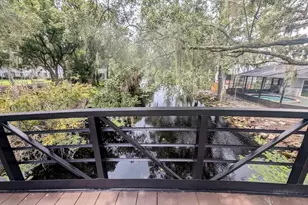7154 E Bank Dr, Tampa, FL 33617 - Photo 20