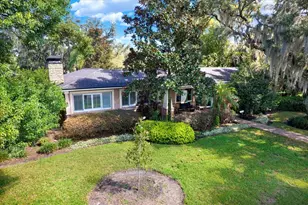 302 Belle Terre Ave, Temple Terrace, FL 33617 - Photo 2