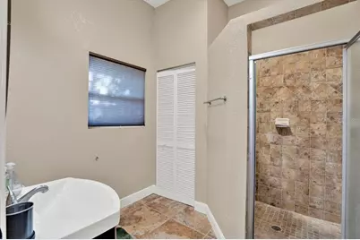 302 Belle Terre Avenue, Temple Terrace, FL 33617 - Photo 38