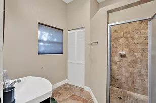 302 Belle Terre Ave, Temple Terrace, FL 33617 - Photo 38