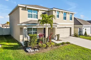 16762 Sunburst Lake St, Wimauma, FL 33598 - Photo 2