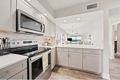 817 B Bahia Del Sol Drive #40, Ruskin, FL 33570 - Photo 12