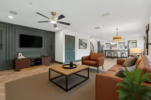 504 Wheaton Trent Pl, Tampa, FL 33619 - Photo 4