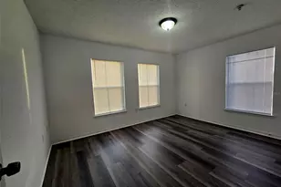 18001 Richmond Pl Dr, Tampa, FL 33647 - Photo 8