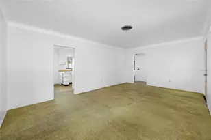 5000 9th Ave N, Saint Petersburg, FL 33710 - Photo 6