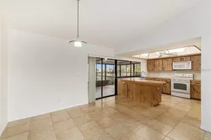 909 Chipaway Dr, Apollo Beach, FL 33572 - Photo 4