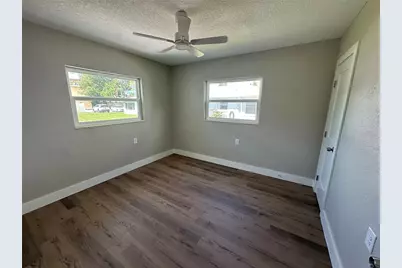7122 Grevilla Avenue S, South Pasadena, FL 33707 - Photo 6