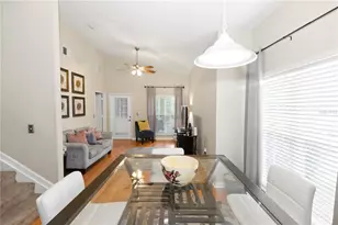 7912 Down Royal Rd, Tampa, FL 33610 - Photo 10