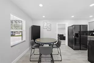 8015 Tudor Pl, Tampa, FL 33610 - Photo 16