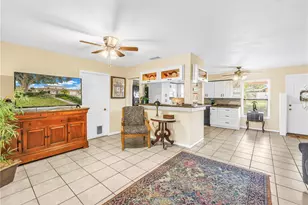 7999 Ridge Rd, Seminole, FL 33772 - Photo 10