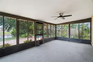 12151 76th St, Largo, FL 33773 - Photo 24