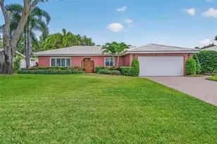 6225 43rd Ave N, Kenneth City, FL 33709 - Photo 2