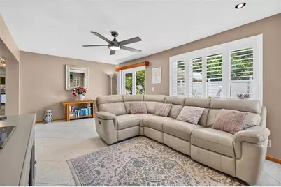 6225 43rd Avenue N, Kenneth City, FL 33709 - Photo 12