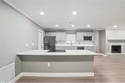 1901 Lakeview Drive, Brandon, FL 33511 - Photo 12