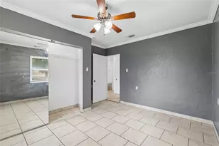 37913 Wicklow Ave, Zephyrhills, FL 33541 - Photo 40