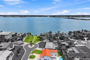 112 16th St, Belleair Beach, FL 33786 - Photo 1