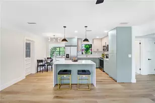 1800 Cardinal Dr, Clearwater, FL 33759 - Photo 8