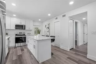 15924 Winding Dr, Tampa, FL 33624 - Photo 14
