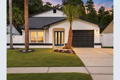 15924 Winding Dr, Tampa, FL 33624 - Photo 1