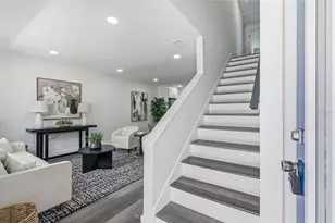 15924 Winding Dr, Tampa, FL 33624 - Photo 4