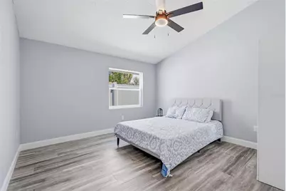 1811 49th Street N, Saint Petersburg, FL 33710 - Photo 26