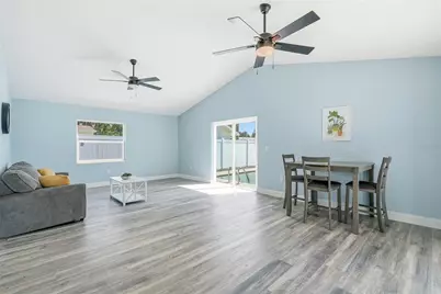 1811 49th Street N, Saint Petersburg, FL 33710 - Photo 12