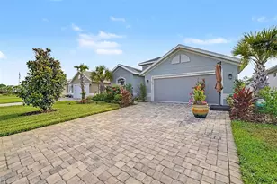 43 Lagoon Wy, Palm Coast, FL 32137 - Photo 6