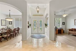 5603 Eagleglen Pl, Lithia, FL 33547 - Photo 2