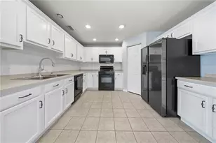 9515 Simeon Dr, Land O Lakes, FL 34638 - Photo 8