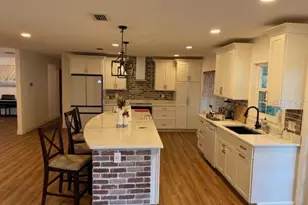 1009 E North St, Tampa, FL 33604 - Photo 4