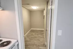 1400 Strawberry Pl, Plant City, FL 33563 - Photo 10
