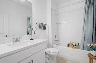 10499 Gable Dig Loop, San Antonio, FL 33576 - Photo 4