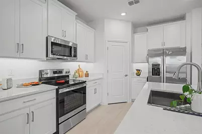 10499 Gable Dig Loop, San Antonio, FL 33576 - Photo 14