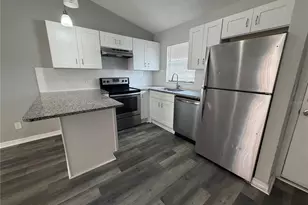 501 St Michaels Way, Tarpon Springs, FL 34689 - Photo 4