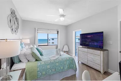 18450 Gulf Boulevard #508, Indian Shores, FL 33785 - Photo 16