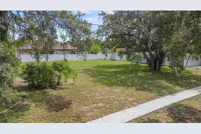 Kenneth Way, Tarpon Springs, FL 34689 - Photo 4