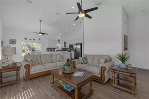 6602 S Sherrill St, Tampa, FL 33616 - Photo 12
