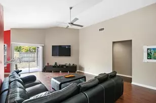 2003 Goldendale Ct, Brandon, FL 33511 - Photo 2
