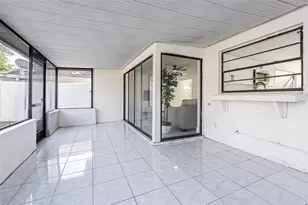 10305 Bramblewood Pl, Tampa, FL 33624 - Photo 18