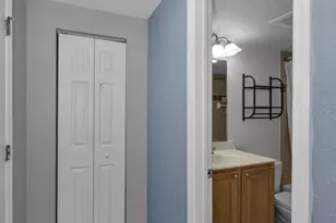 6100 Gulfport Blvd S, Gulfport, FL 33707 - Photo 22